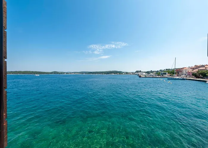 Διαμέρισμα Rubi *